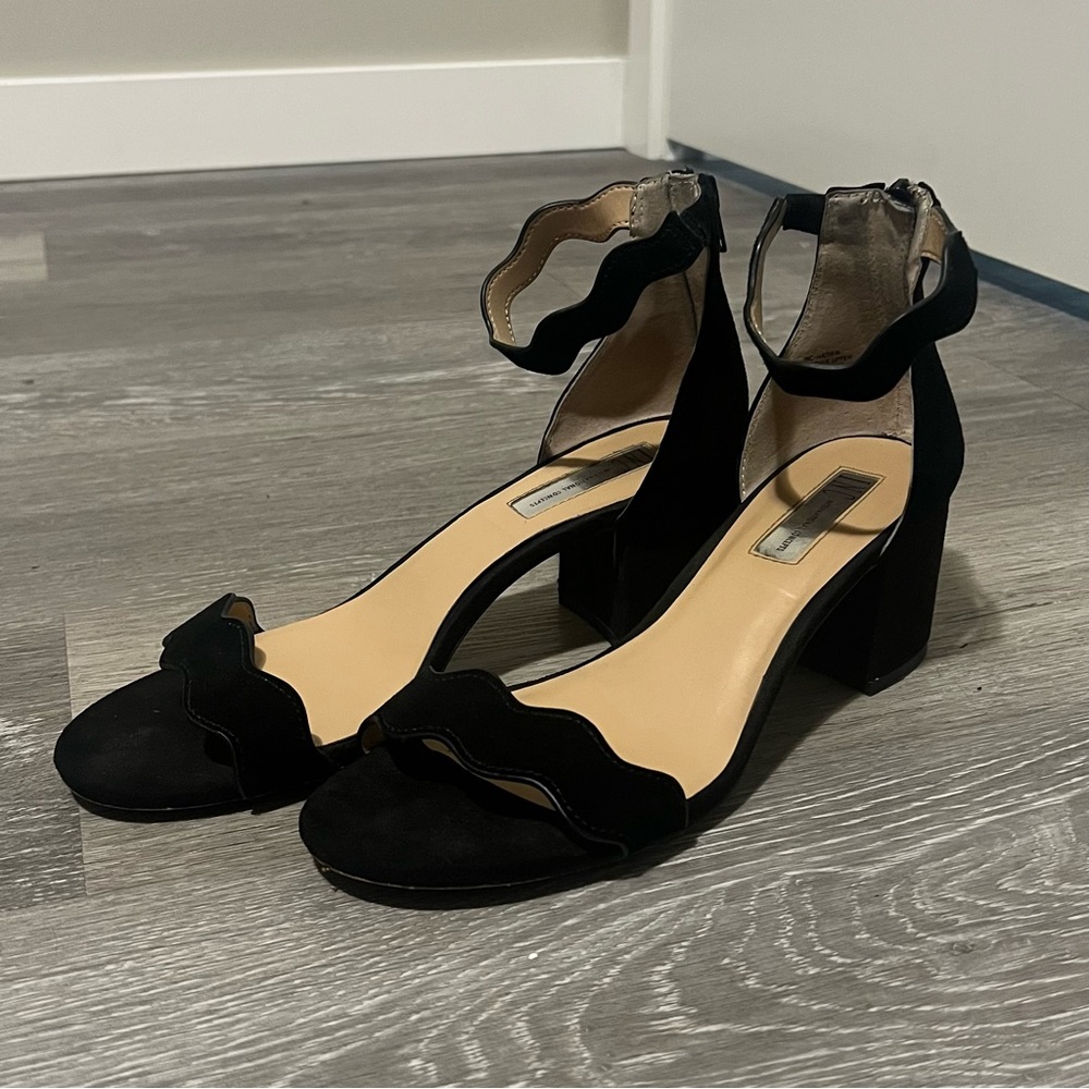 Black block heels with wavy straps